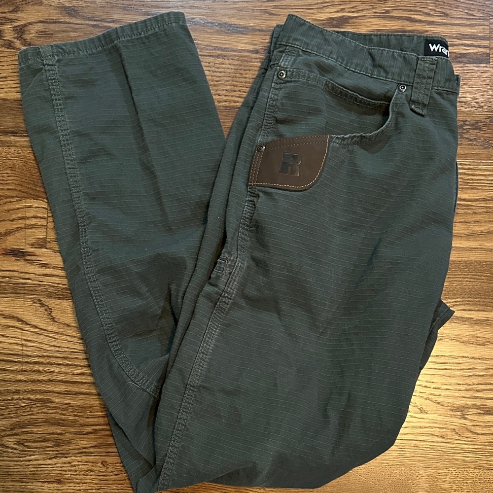 Wrangler Men's Dark Green Cargo Pants